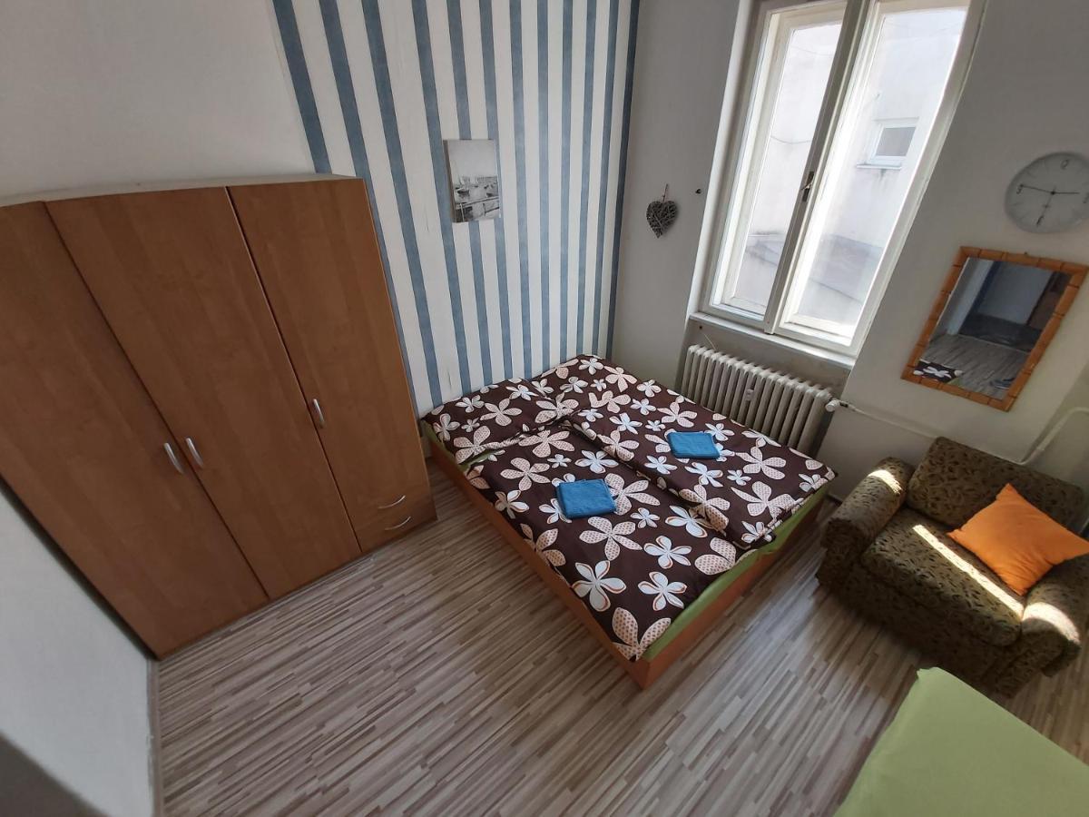 Easy Backpacker Old Town Apartamento Košice Exterior foto